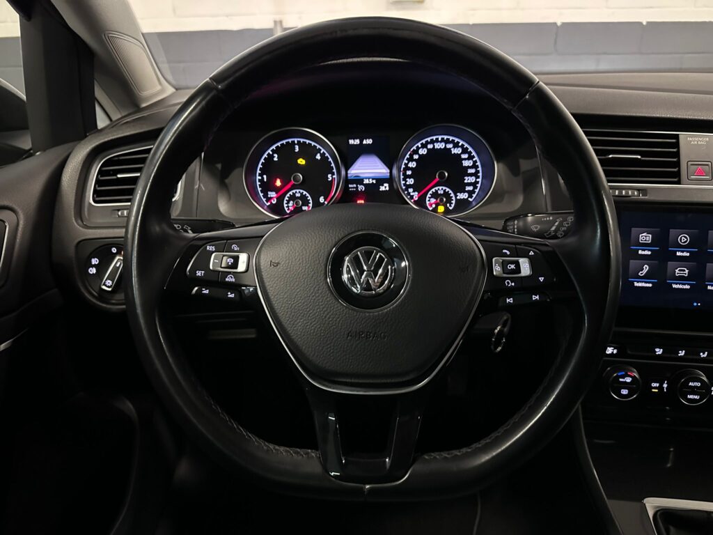 VOLKSWAGEN Golf Advance 1.6 TDI 85kW 115CV 5p.